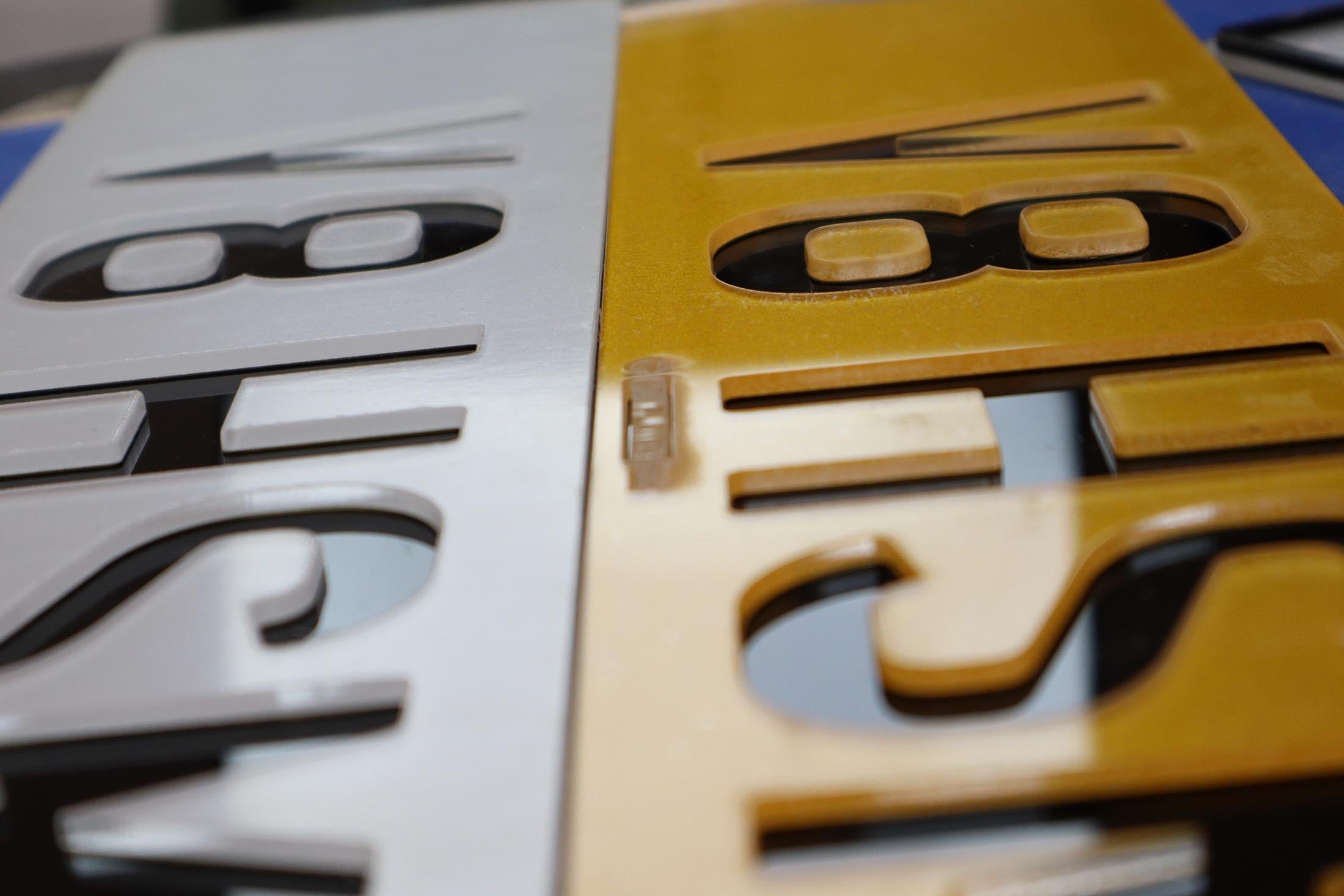 Pair of Negative Inverted Dimensional 4D Number Plates