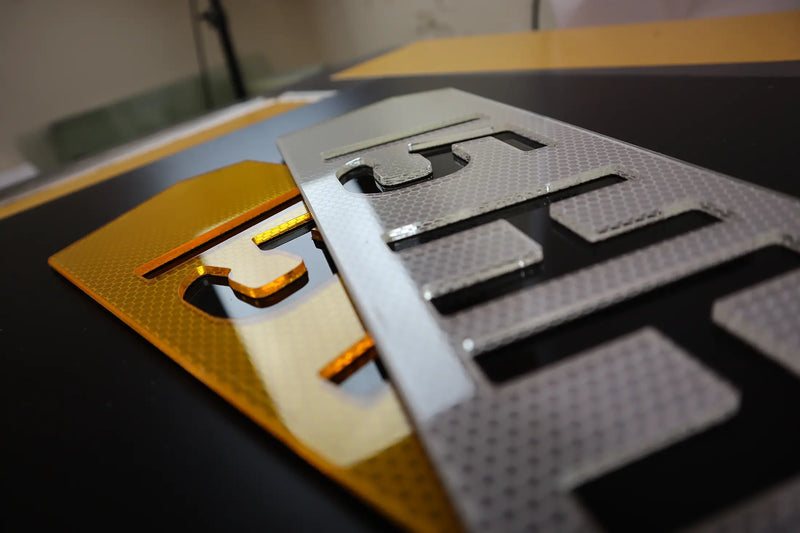 Short Hex Show Plates with Reflective Honeycomb Backing for Lamborghini Huracan LB38