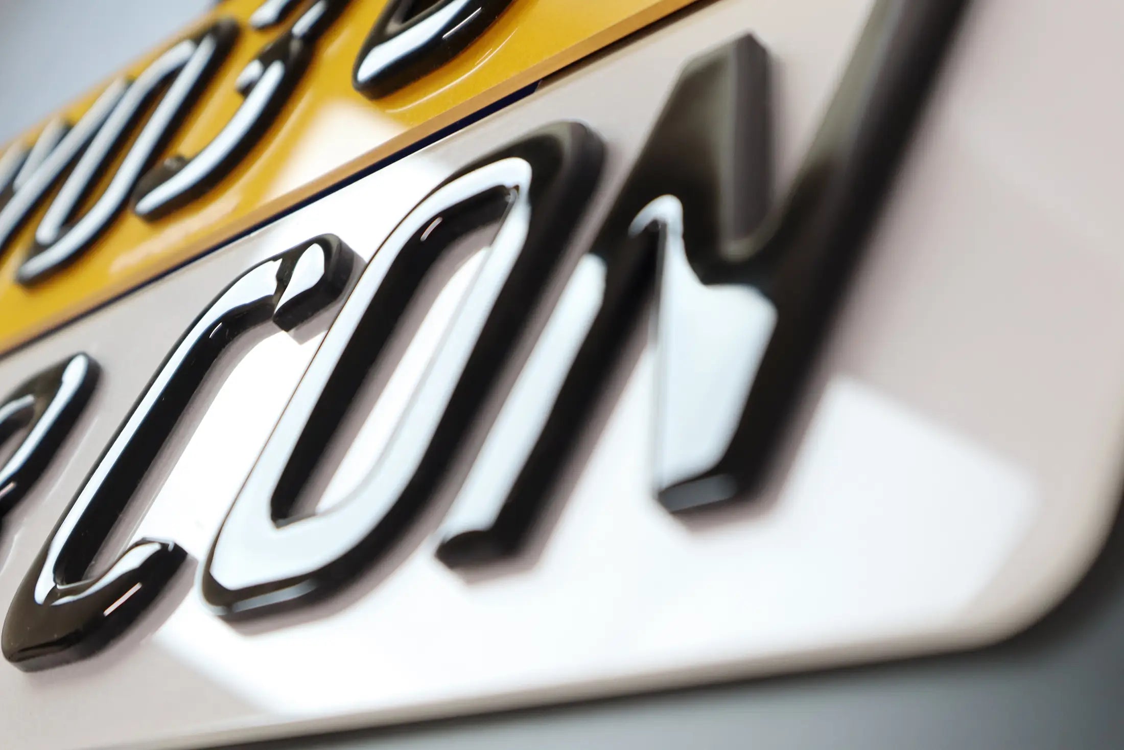 4D Gel Classic – A Timeless Favourite LB42