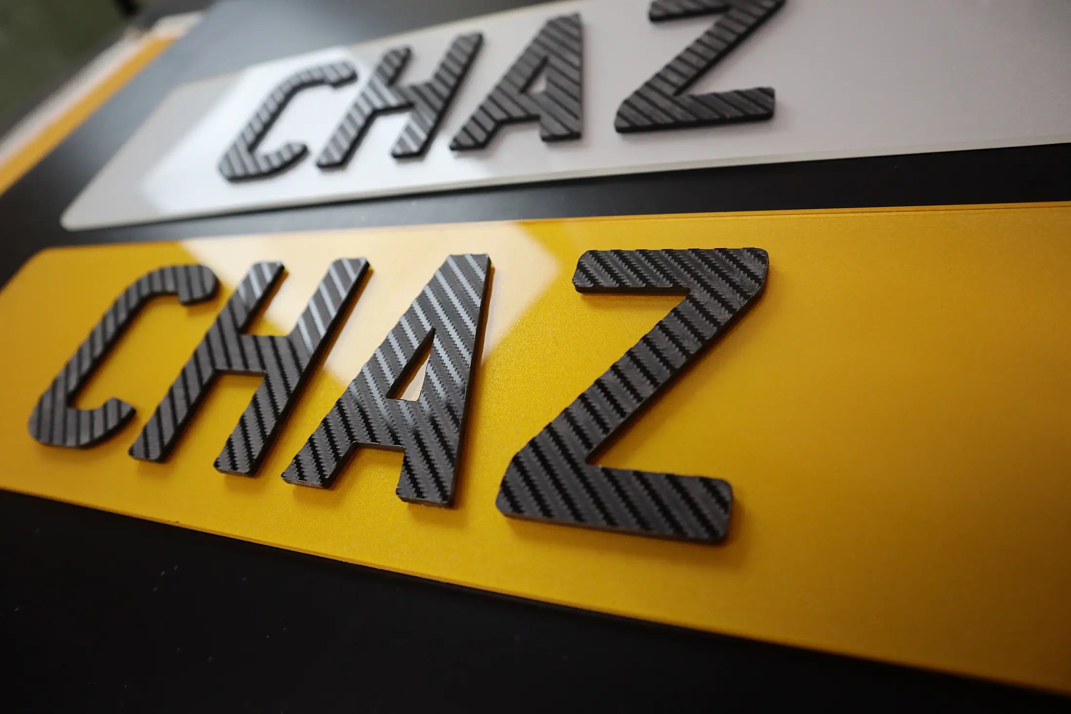 Custom Carbon-Style Show Plates for Truck Drivers LB45