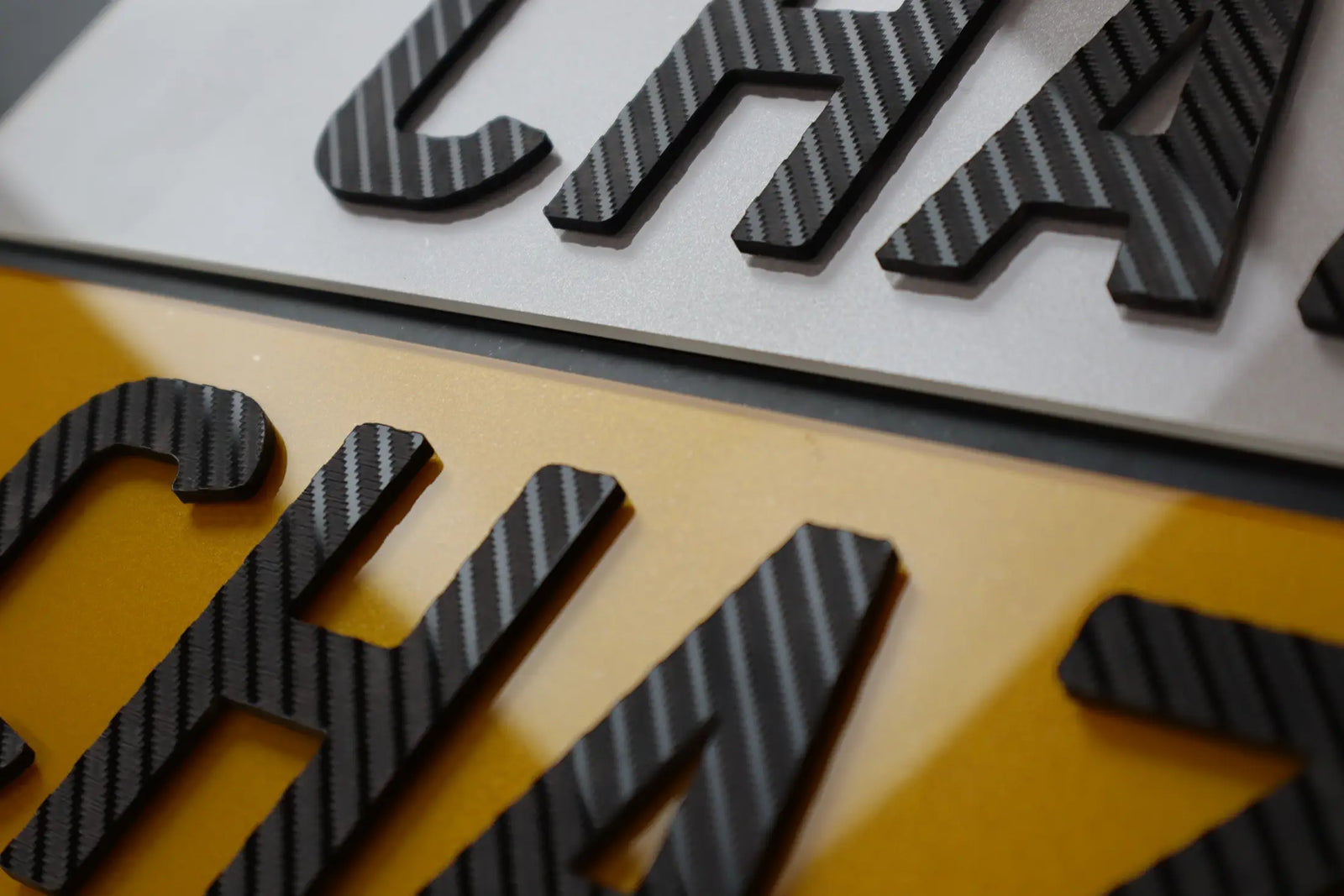 Custom Carbon-Style Show Plates for Truck Drivers LB45