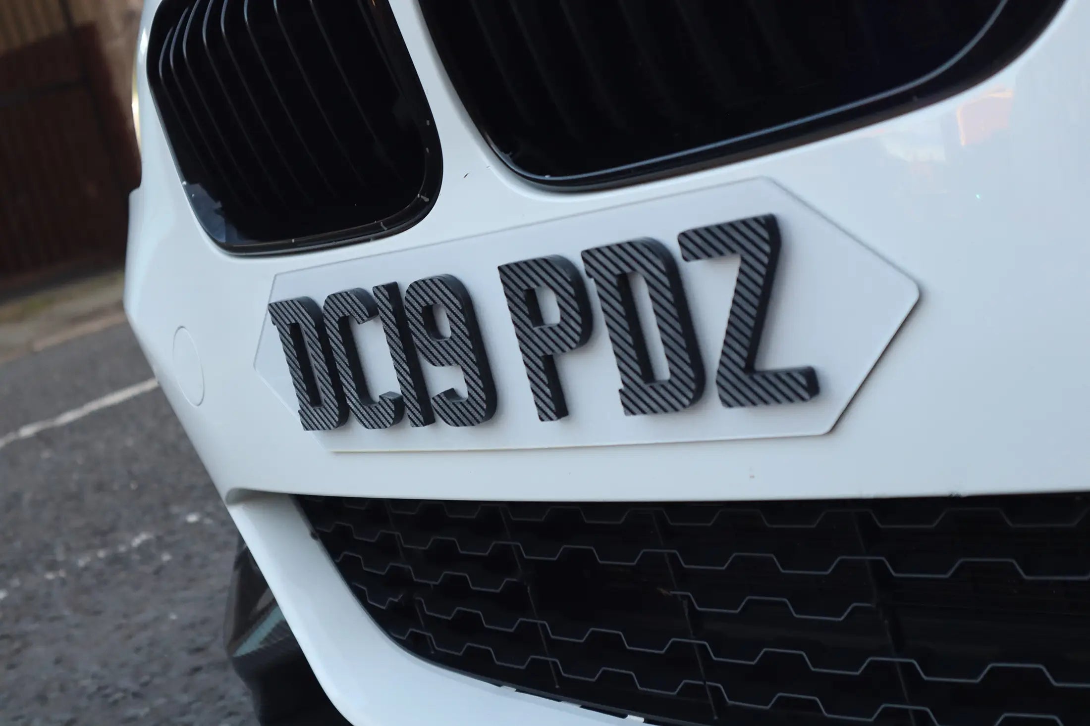 Custom Pointed 8mm Carbon Number Plates for BMW 1 Series LB51