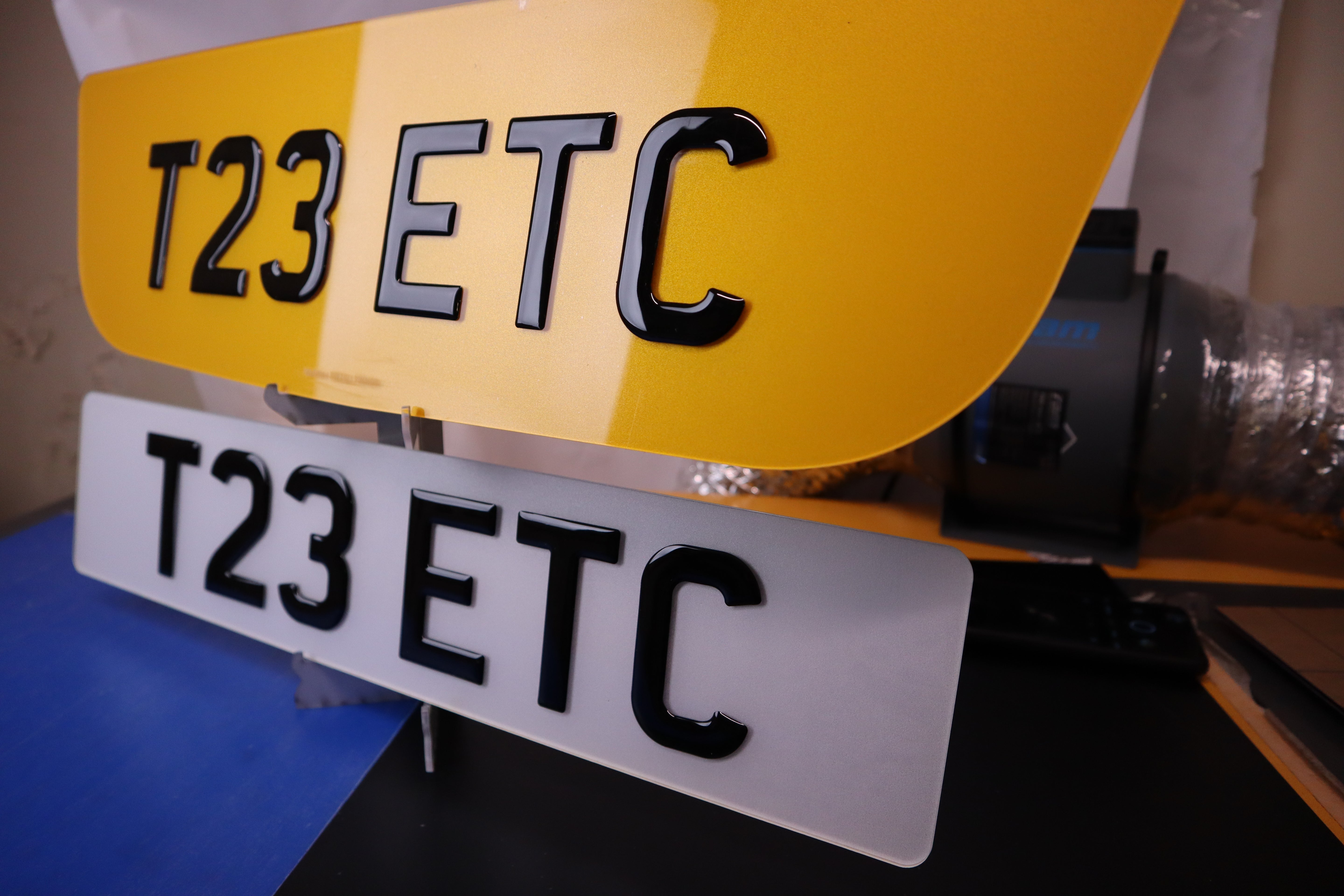 Jaguar Oversize Smile Gel Custom Plate Rear & Front Set LB63