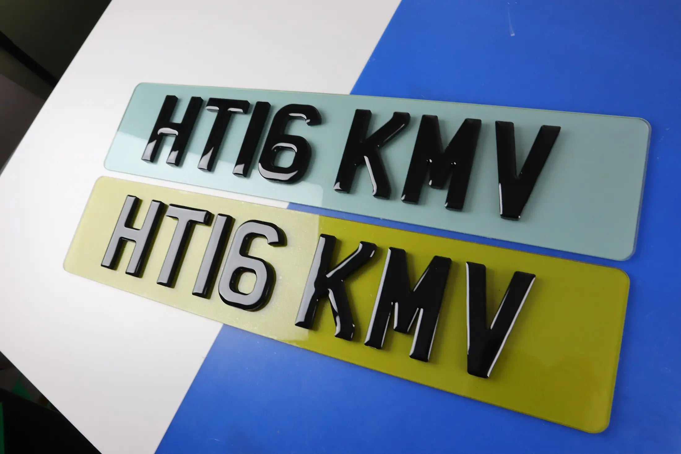 3D Carbon Gel Tinted Smoked Number Plates – Pair Front & Back (Personalize UK)