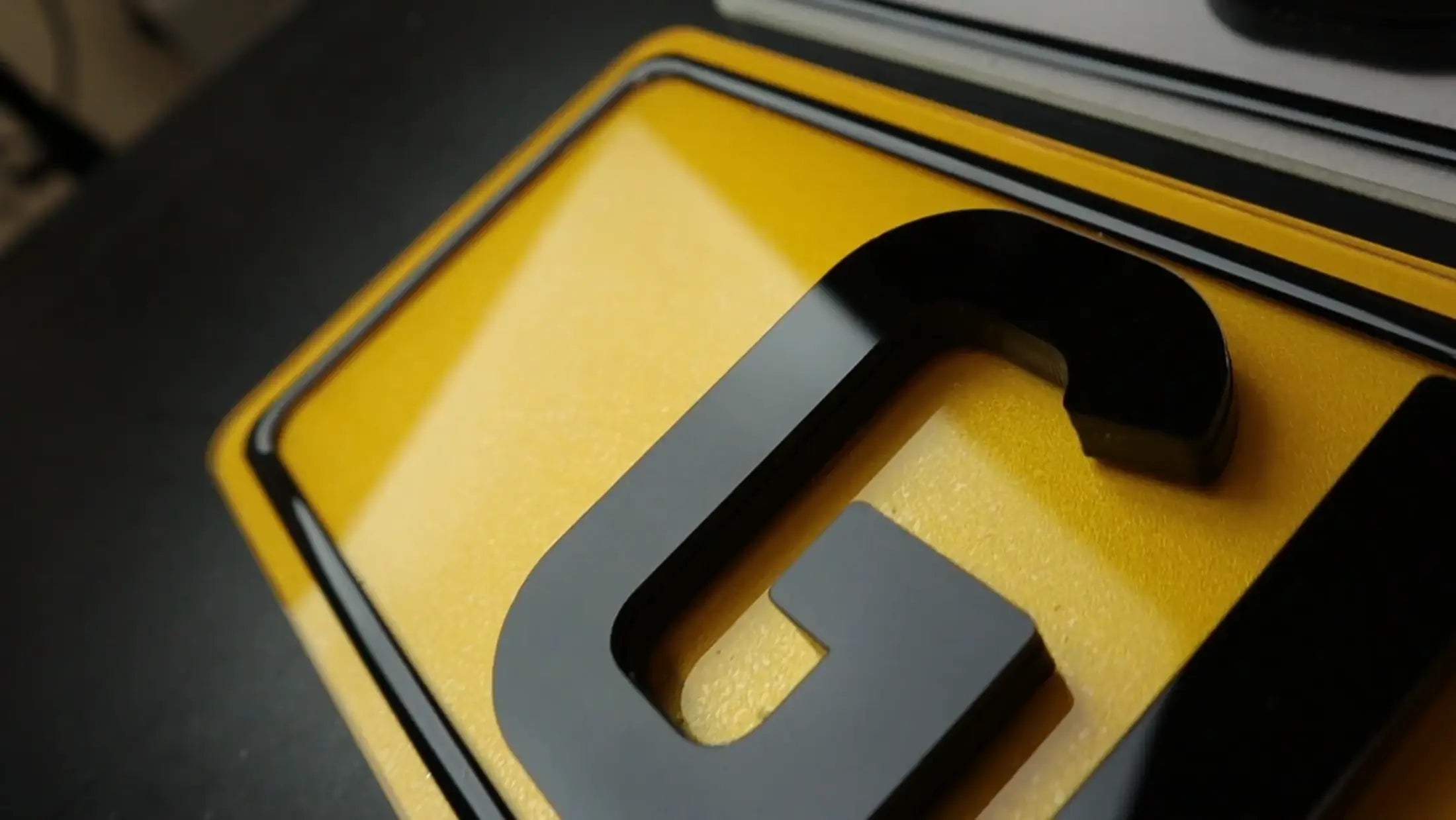 8mm Gloss Acrylic Lookbook Pair Exclusive Gel Border Plate LB52